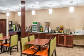 Free daily continental breakfast 