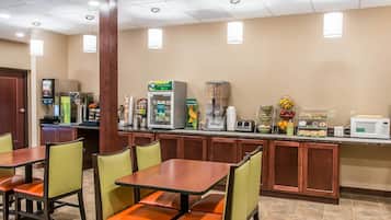 Café da manhã continental grátis todos os dias