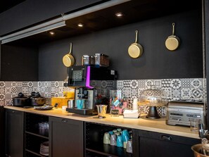 Daily buffet breakfast (EUR 18.00 per person)