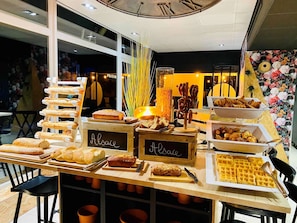 Lunch, dinner served; French cuisine, pool views