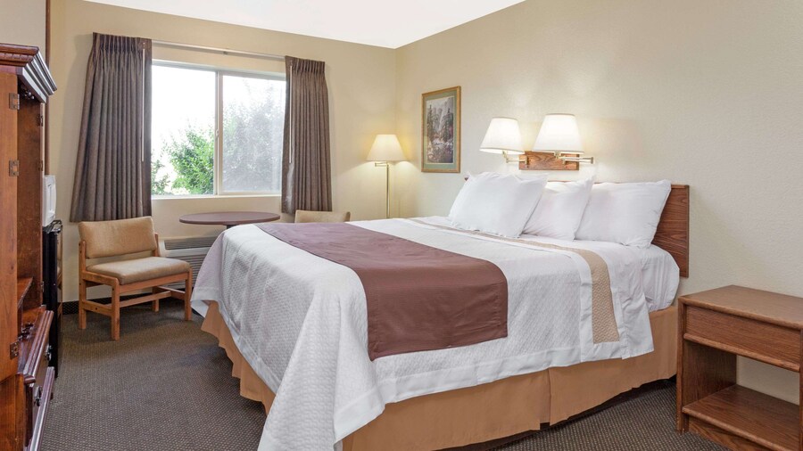 Days Inn by Wyndham Missoula Airport