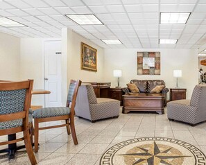 Lobby - Quality Inn Macon West (Macon)