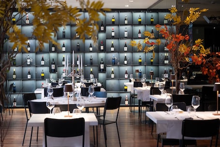 供应早餐和晚餐,意大利菜. 里帕罗马酒店