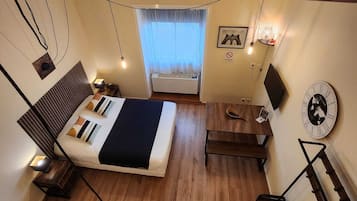 舒適開放式客房 | 迷你吧、書桌、筆電工作空間、隔音