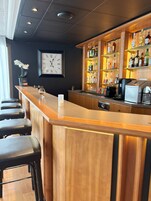 Bar (en la propiedad)