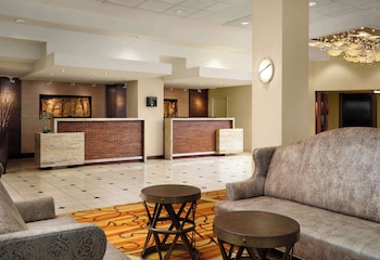 Hotel entrance and lobby at Sonesta Nashville Airport