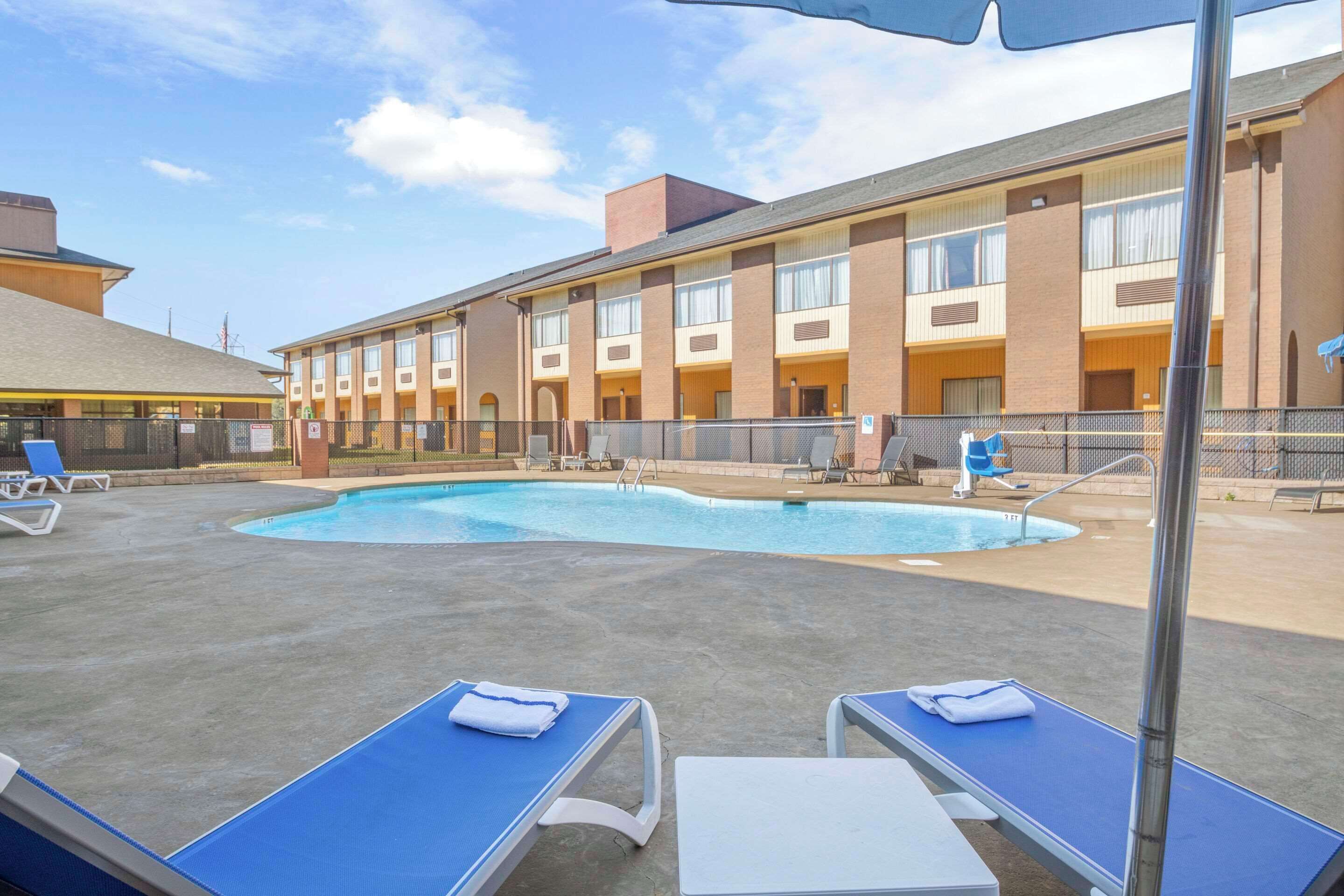 Piscina stagionale all'aperto