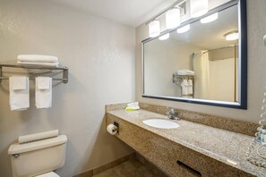 Desk, laptop workspace, iron/ironing board, free WiFi