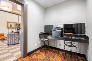 Business centre - Quality Suites Hickory South (Hickory)