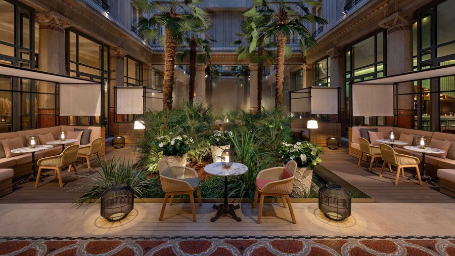 Prince de Galles, a Luxury Collection Hotel, Paris