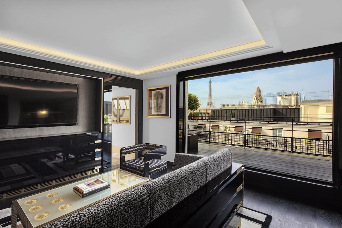 Presidential Suite, 1 Bedroom | 1 bedroom, premium bedding, memory-foam beds, in-room safe