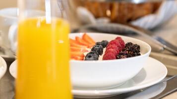 Petit déjeuner continental servi tous les jours en supplément