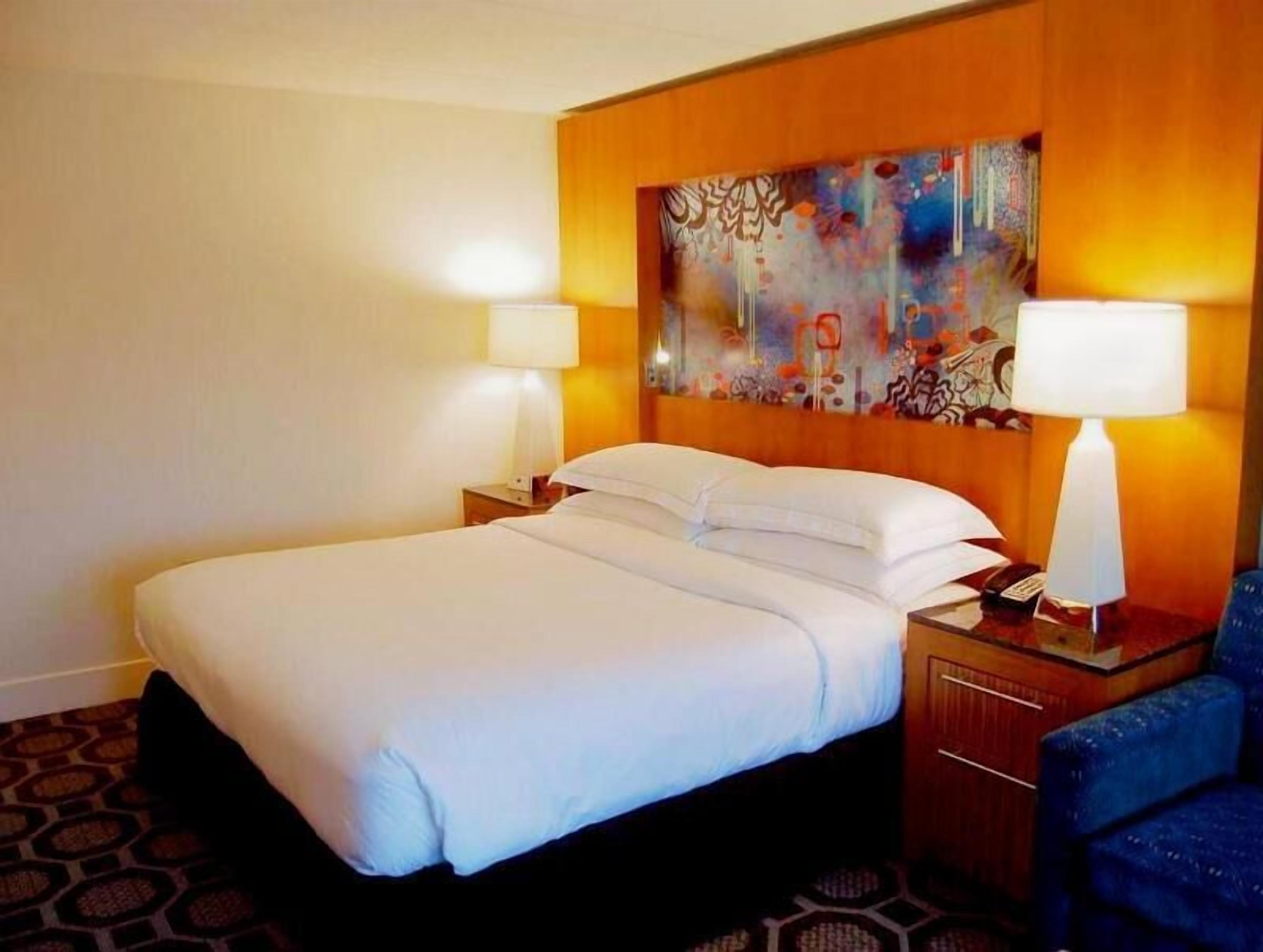 Hypo-allergenic bedding, in-room safe, blackout curtains