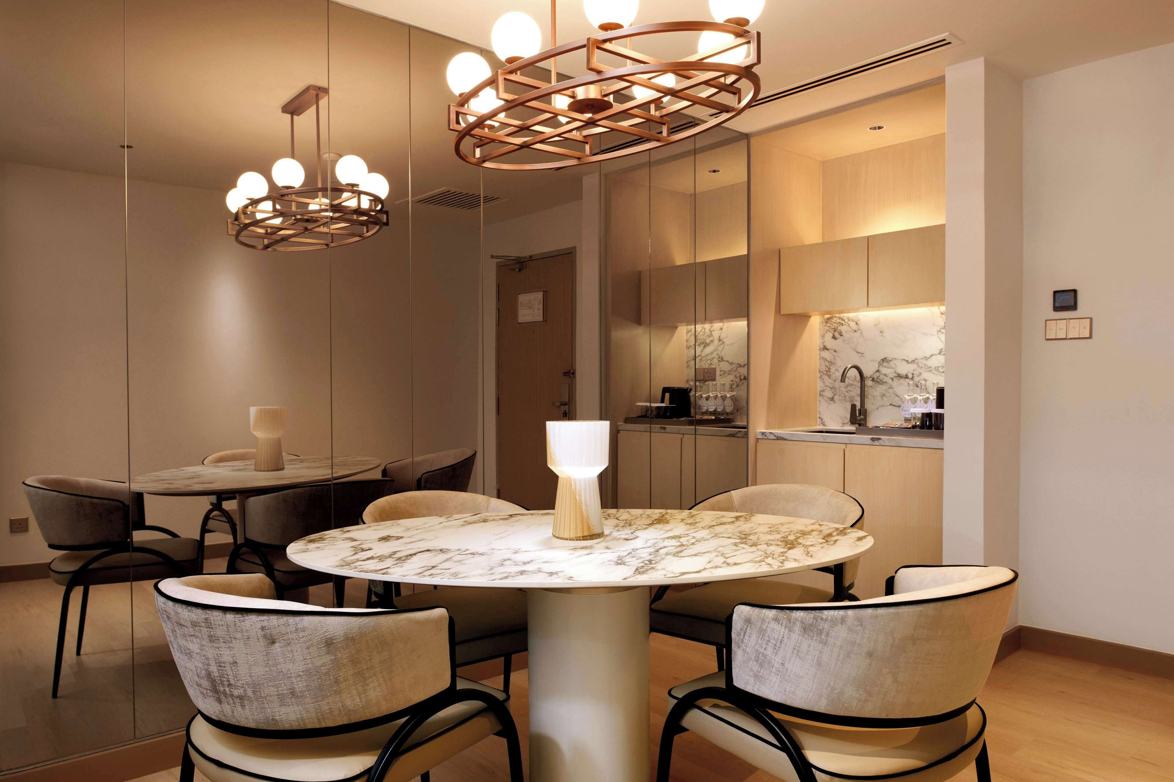 king premium suite with lounge access | private kitchen | coffee/tea maker