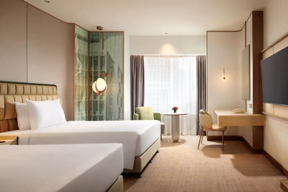 Minibar, in-room safe, desk, soundproofing