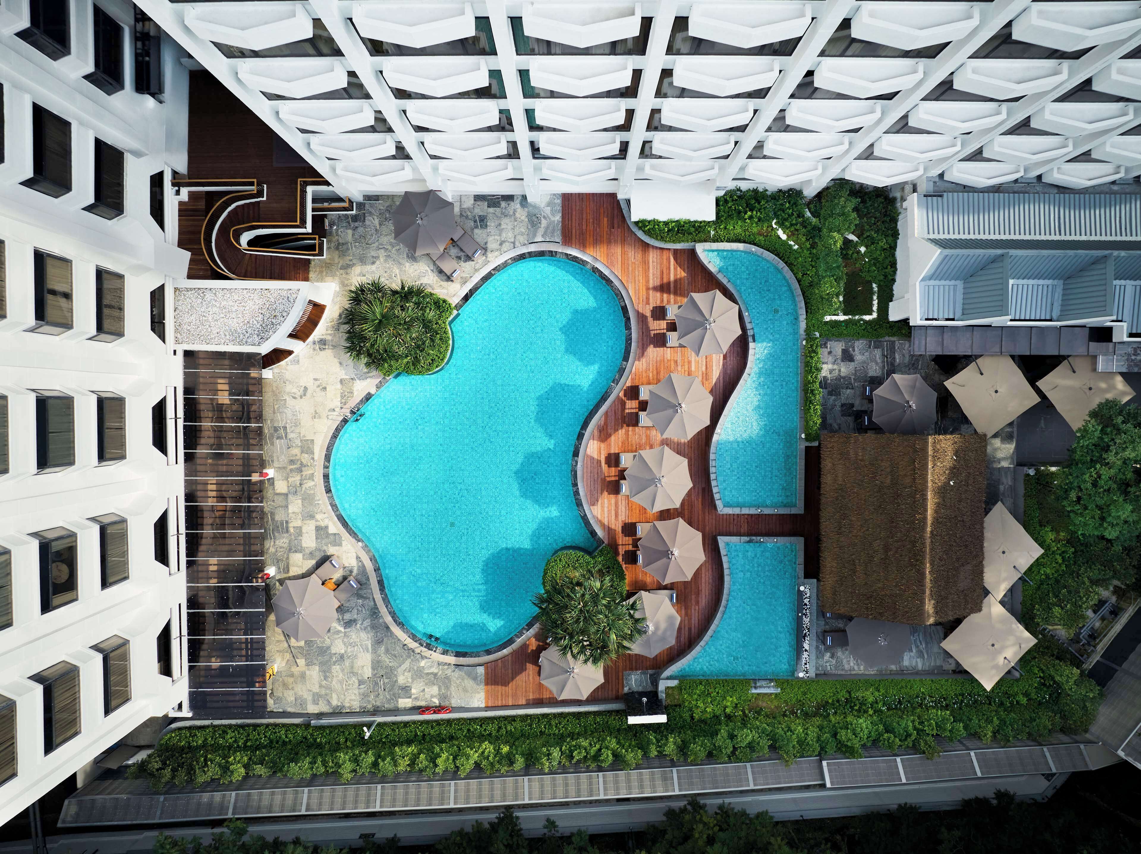 outdoor pool, pool loungers