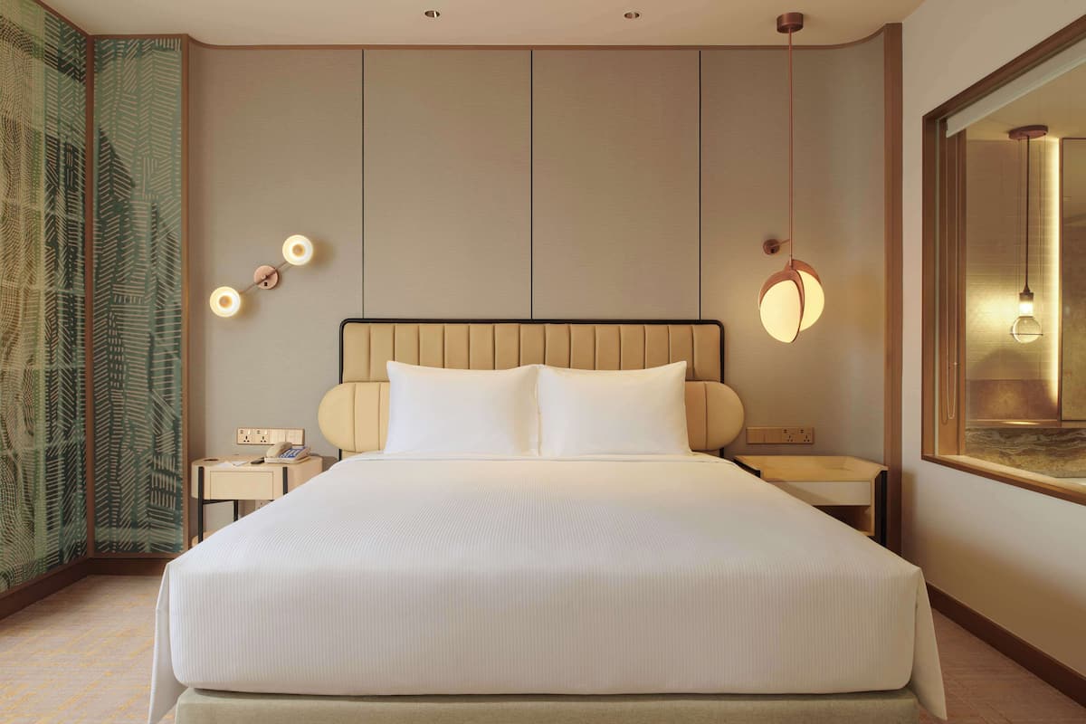 1 bedroom, minibar, in-room safe, desk