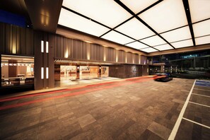 Exterior - Hilton Petaling Jaya (Petaling Jaya)