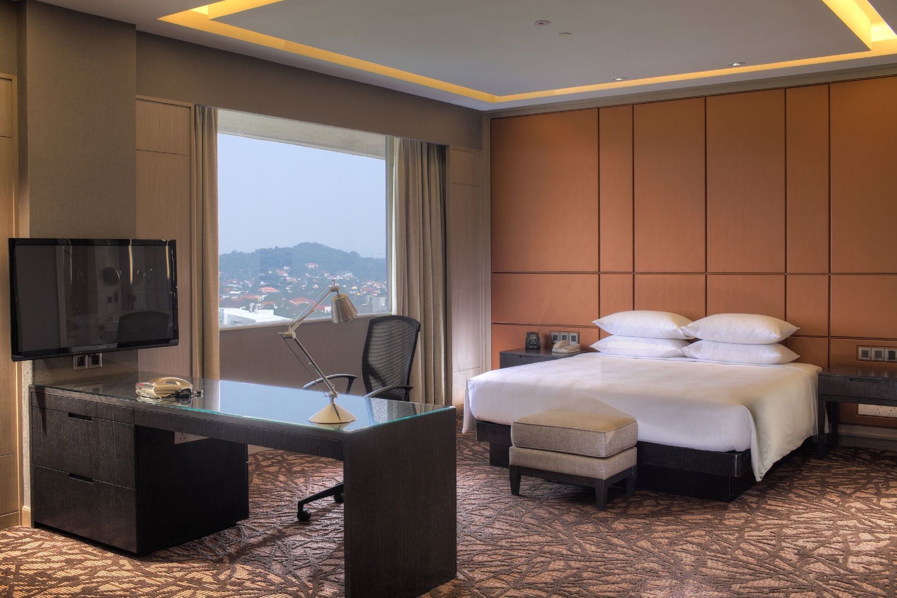 Minibar, in-room safe, desk, soundproofing