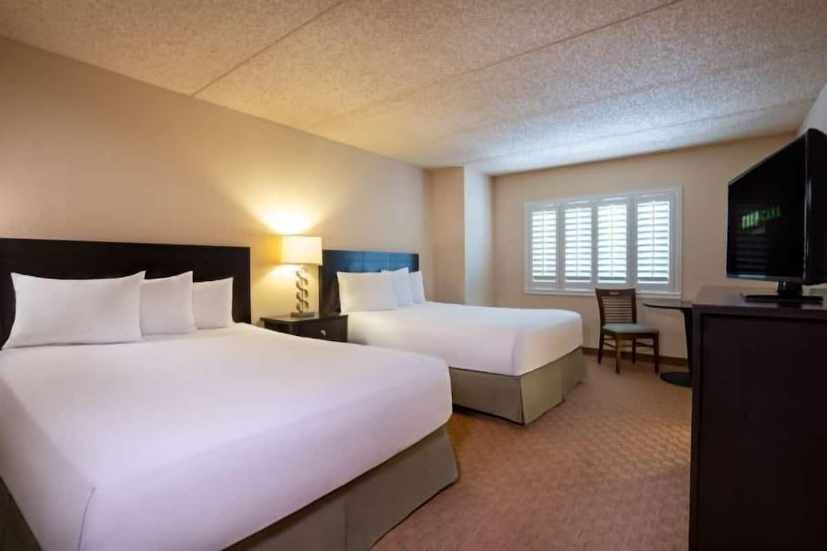 Escrivaninha, espaço de trabalho para notebook