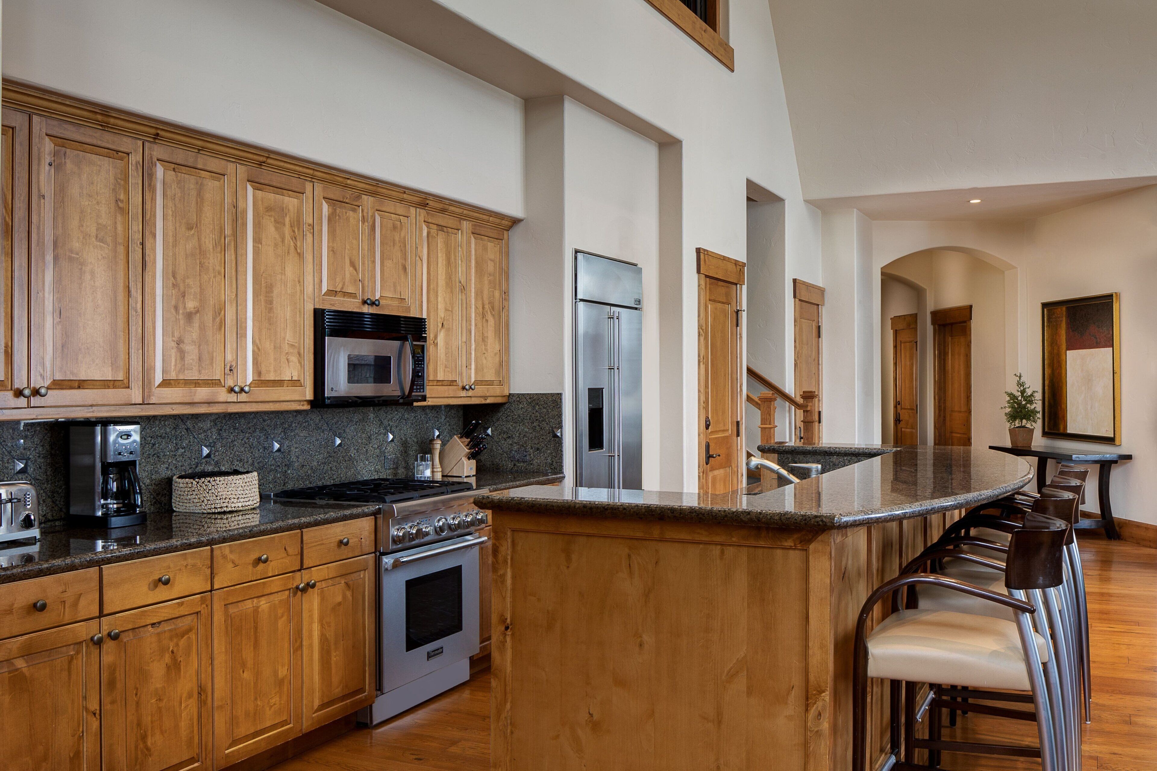 mini-fridge, espresso maker, coffee/tea maker