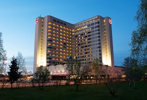Front of property - evening/night