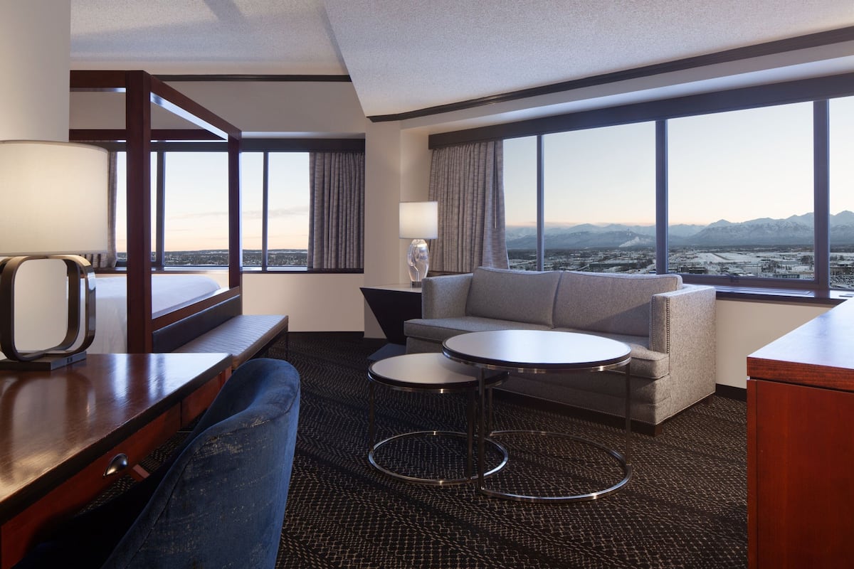 Junior Suite, 1 King Bed with Sofa bed