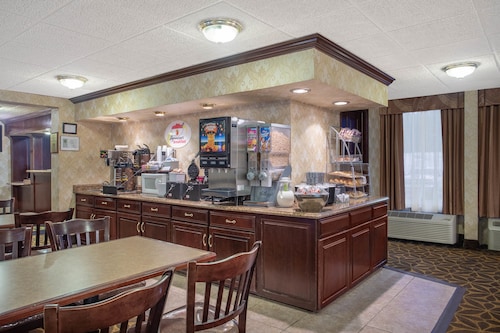 Econo Lodge Erie near Casino