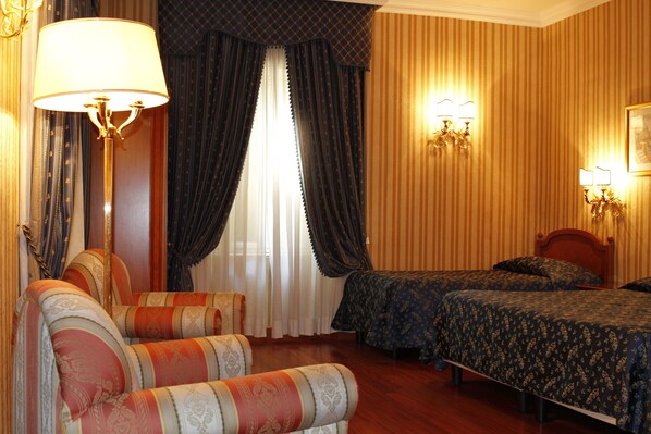 Unclassified image, 1 of 64, button - Hotel Sistina (Rome)