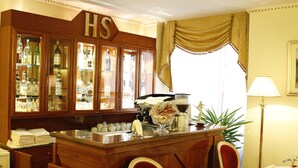 Breakfast area - Hotel Sistina (Rome)