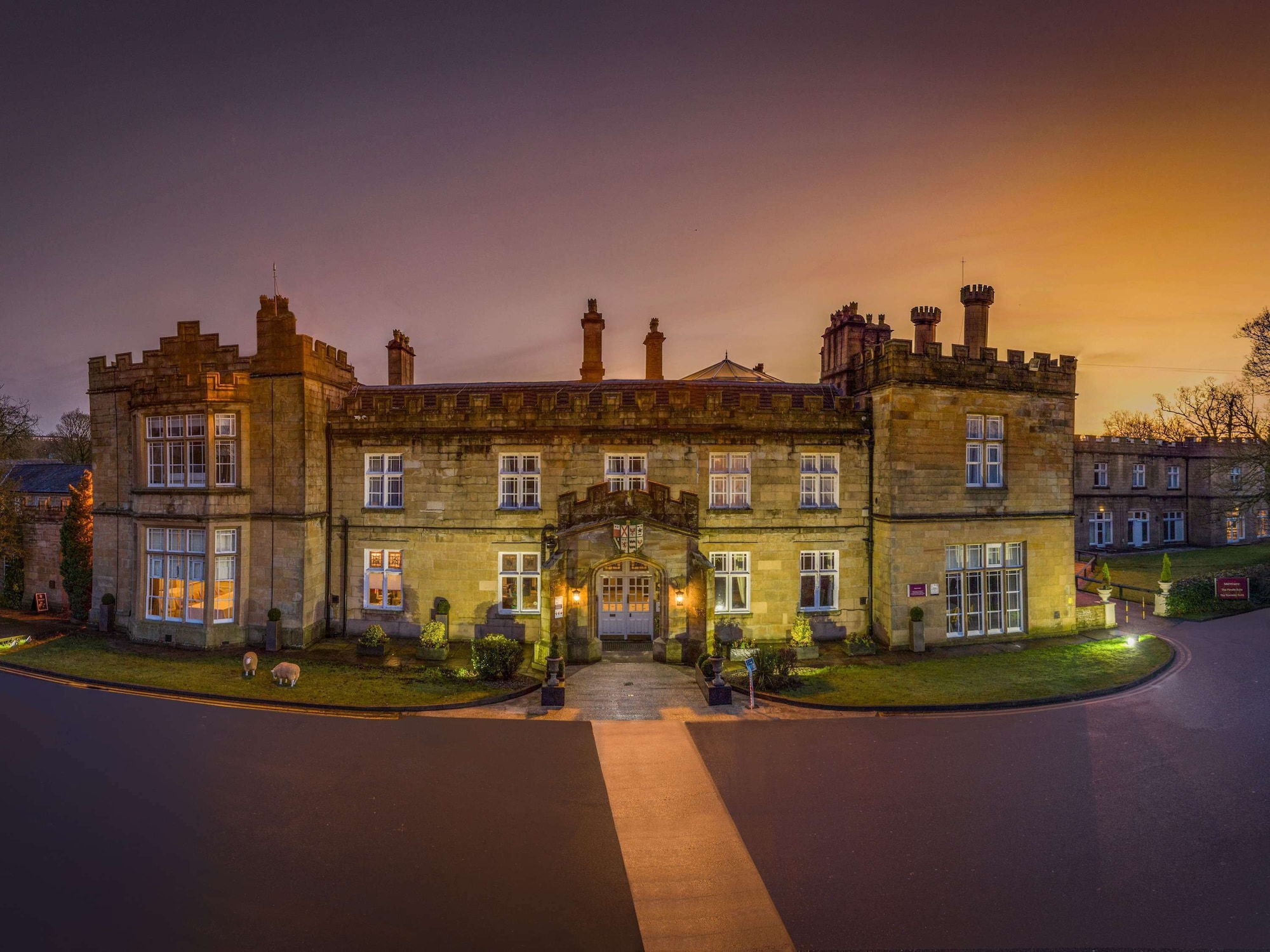 4 Star Hotels