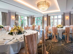 Indoor wedding - Mercure Blackburn Dunkenhalgh Hotel & Spa (Accrington)