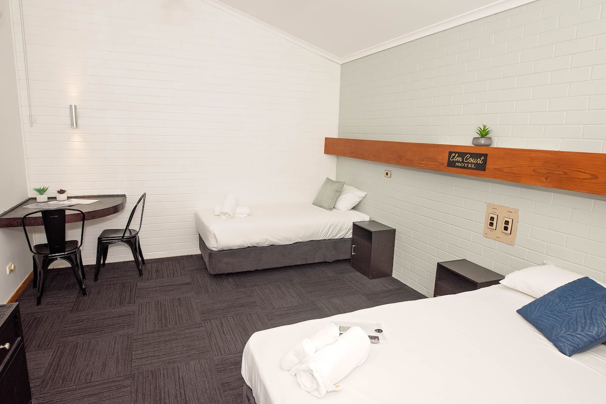 1 chambre, décoration personnalisée, ameublement personnalisé