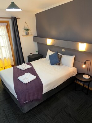 Individually decorated, individually furnished, soundproofing - Elm Court Motel (Albury)