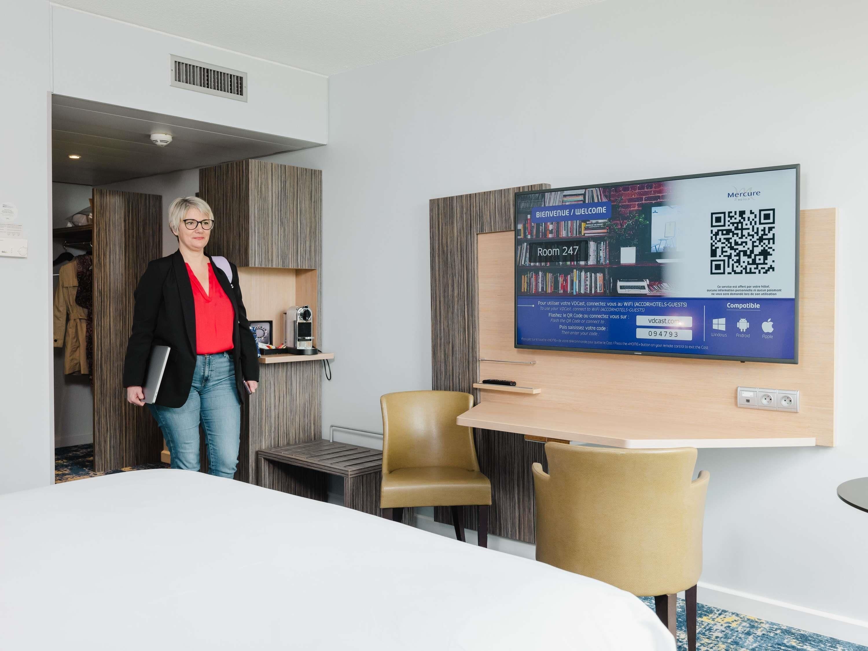 Privilege, Standardzimmer, 1 King-Bett | Hochwertige Bettwaren, Select-Comfort-Betten, Schreibtisch