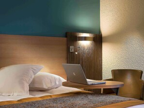 Privilege, Standard Room, 1 King Bed