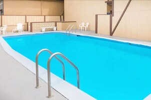 Piscina externa sazonal