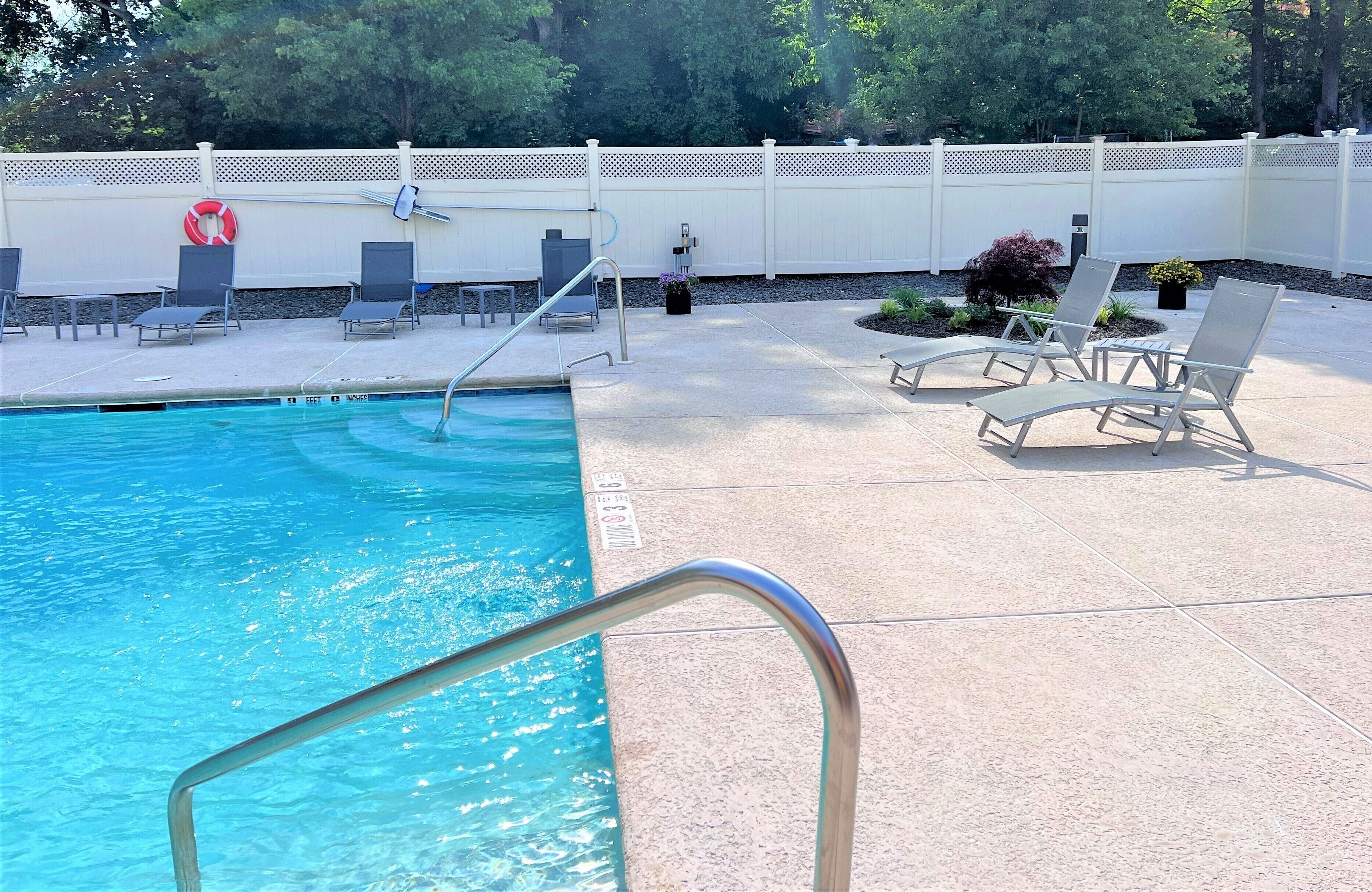 seasonal outdoor pool