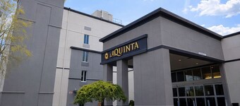 La Quinta Inn & Suites by Wyndham Danbury