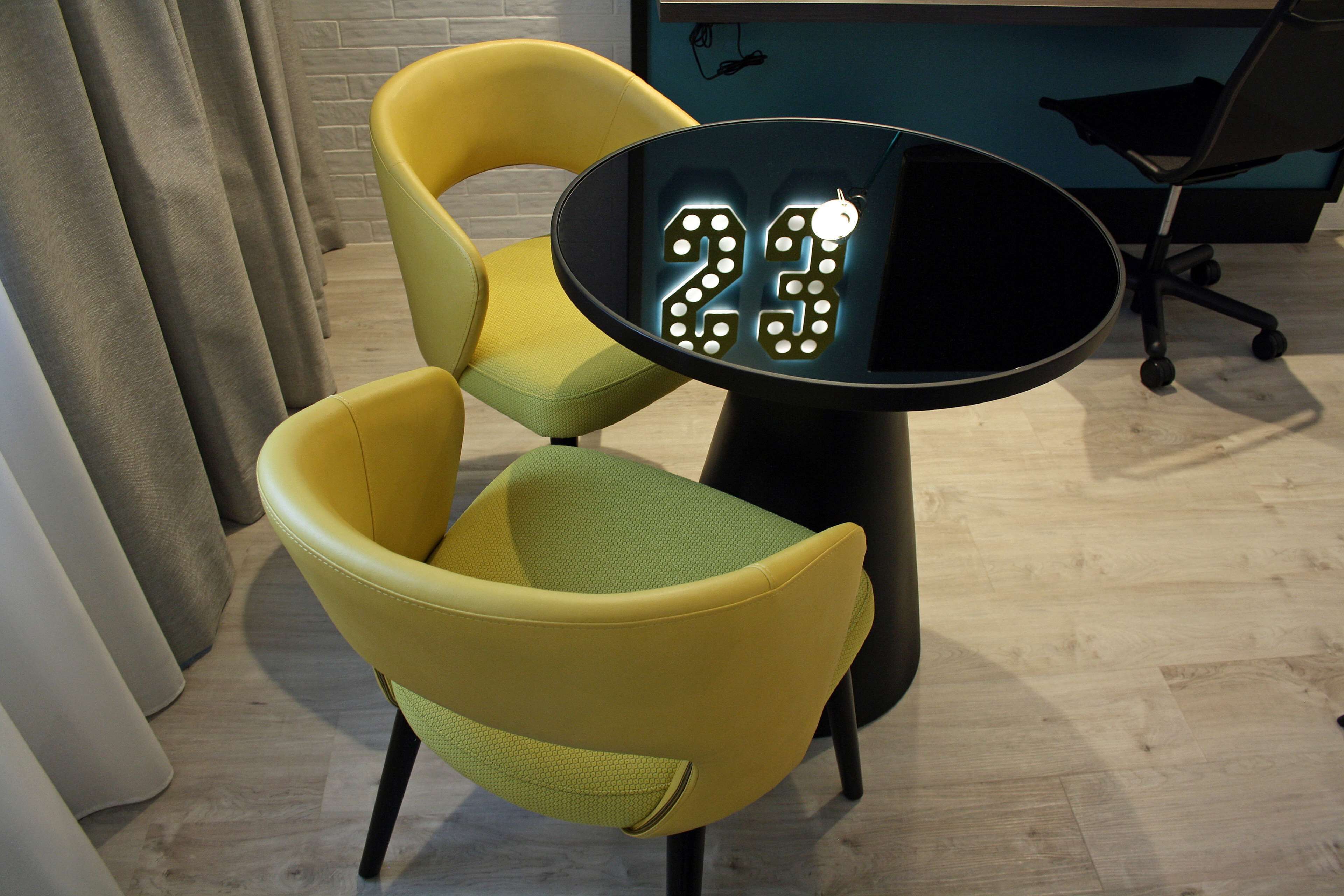 executive suite, 1 king bed, non smoking | 1 bedroom, egyptian cotton sheets, hypo-allergenic bedding