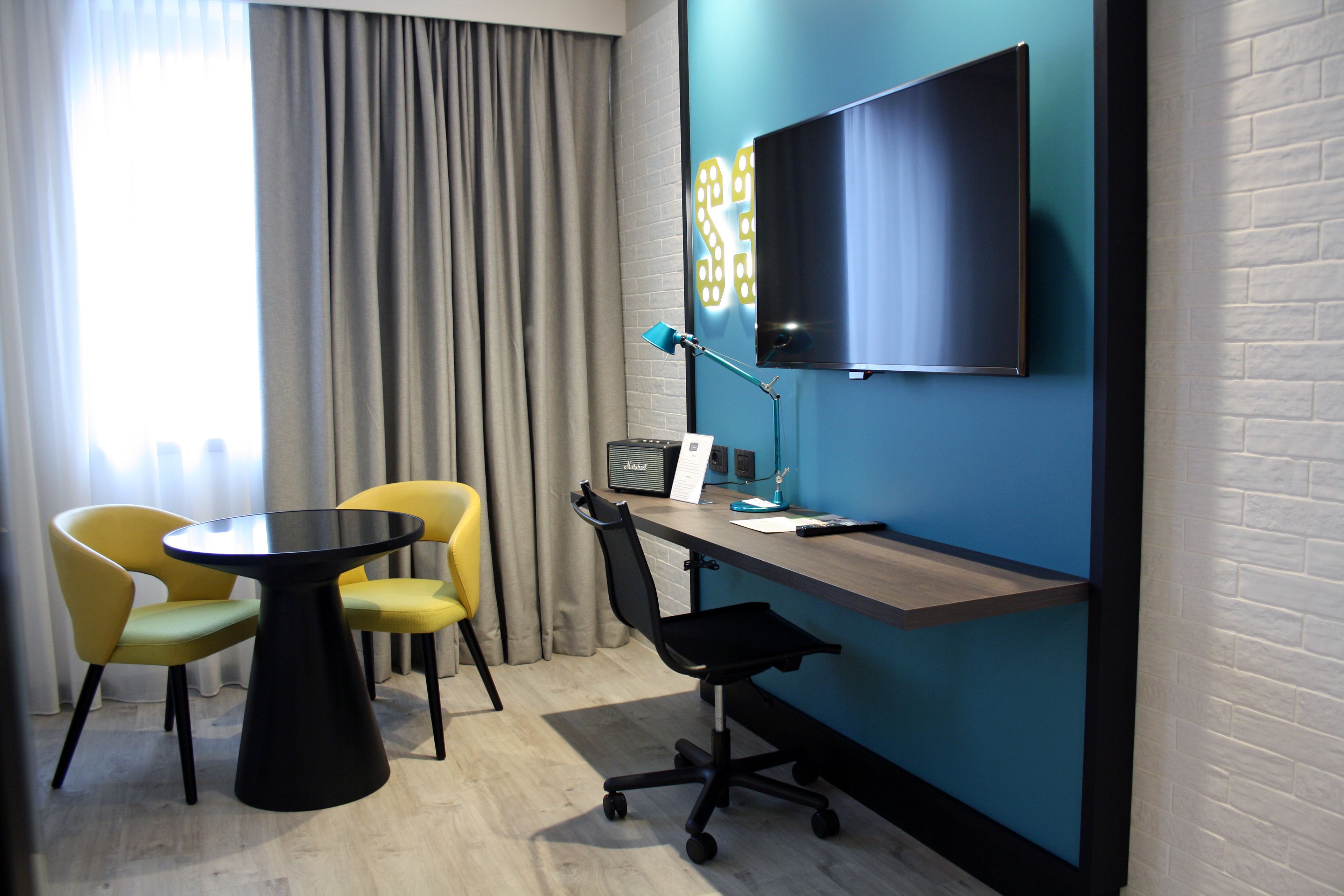 1 bedroom, egyptian cotton sheets, hypo-allergenic bedding