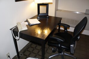 Deluxe Room, 1 King Bed, Non Smoking | 1 bedroom, desk, laptop workspace, free cribs/infant beds