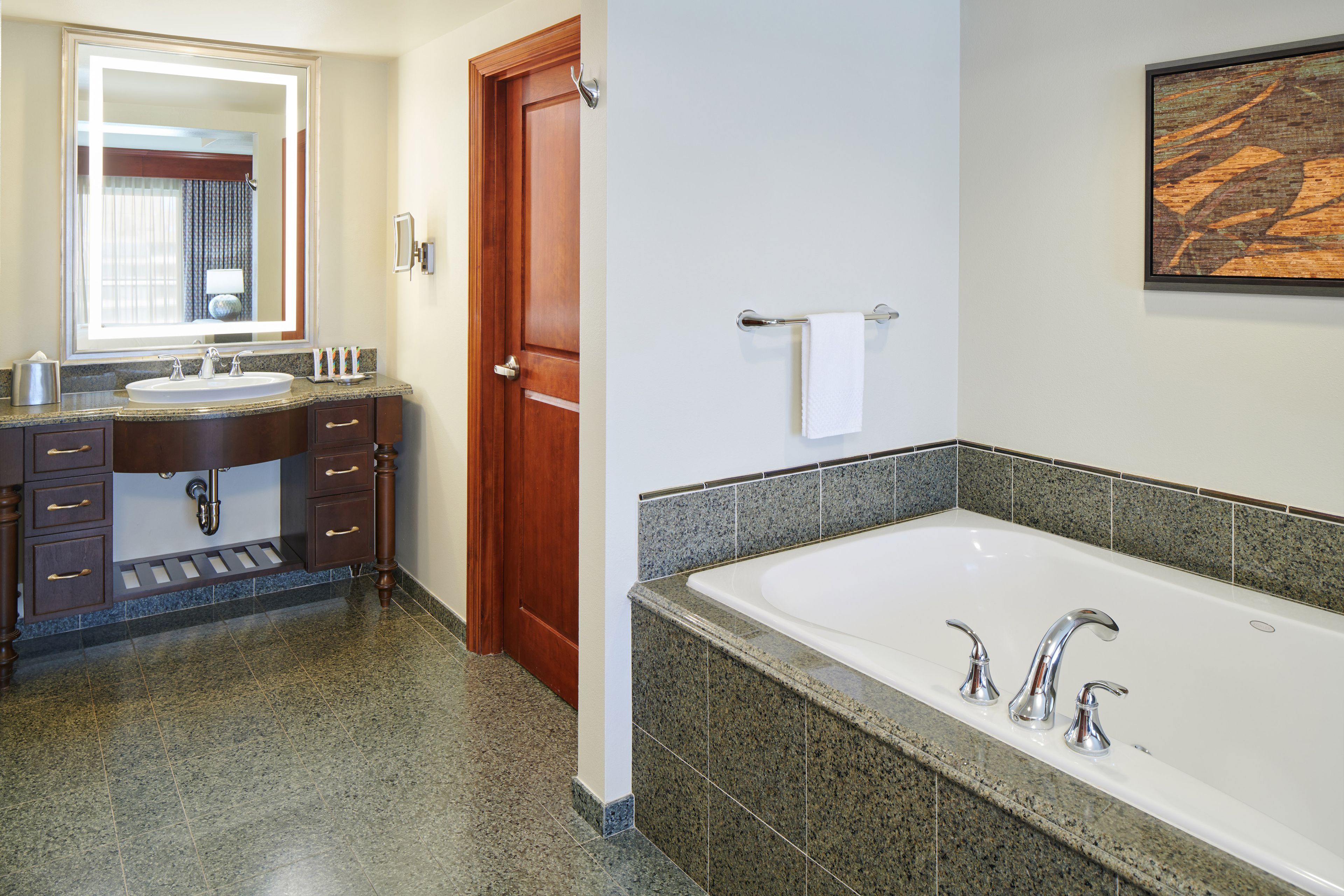 Suite, 2 Bedrooms (2 Kings with Sofabed, Penthouse) | Bathroom