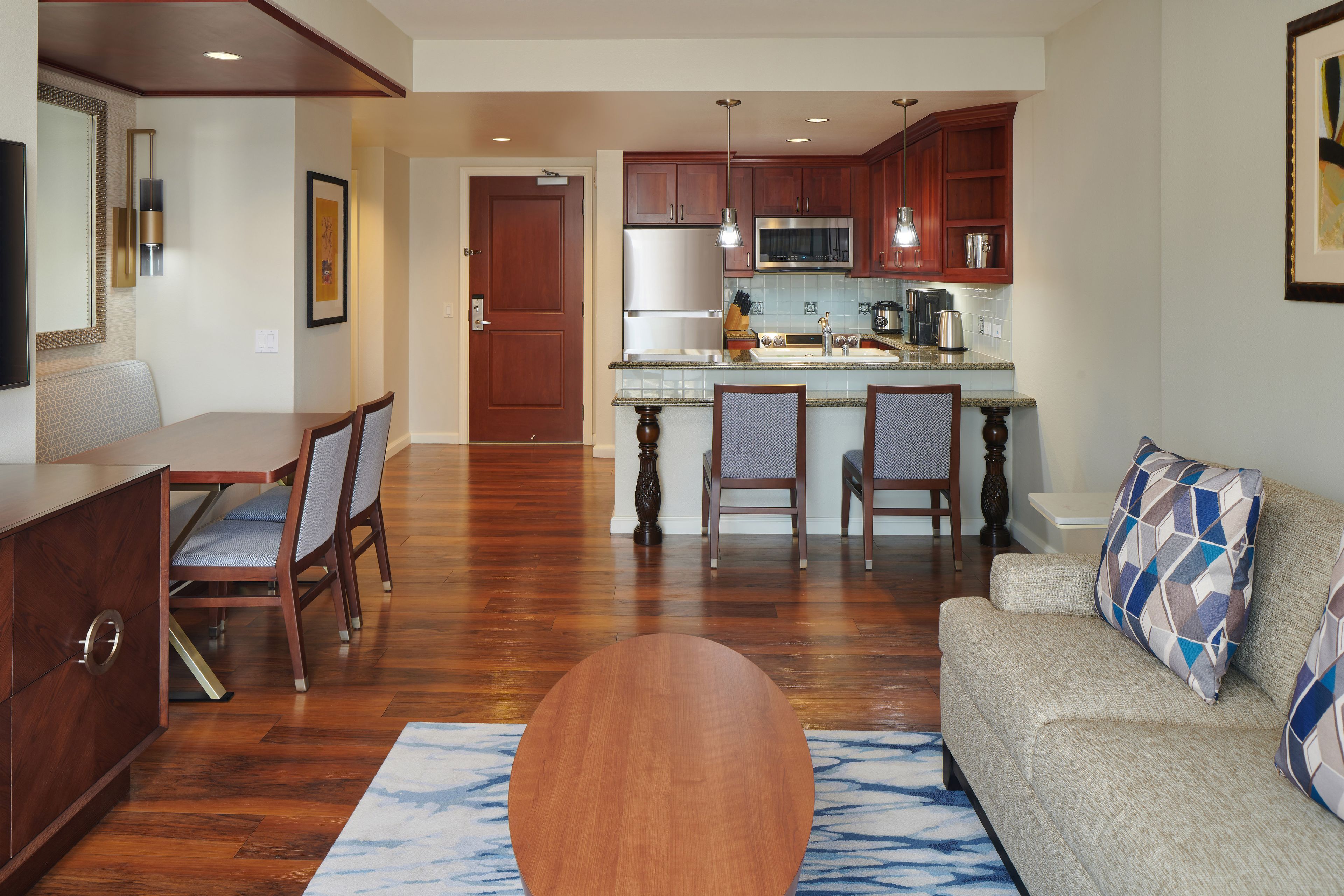 Photo - Hilton Grand Vacations Club Grand Waikikian Honolulu