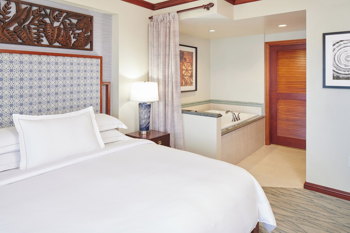 1 bedroom, premium bedding, pillowtop beds, in-room safe