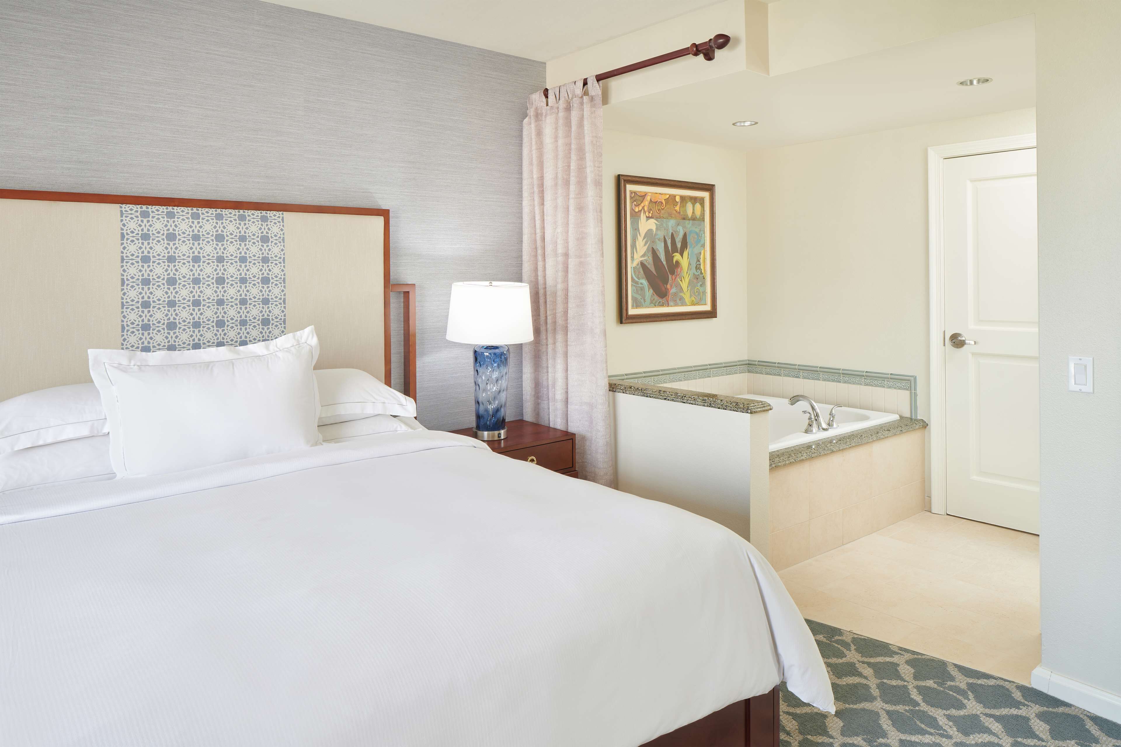 1 bedroom, premium bedding, pillow-top beds, in-room safe