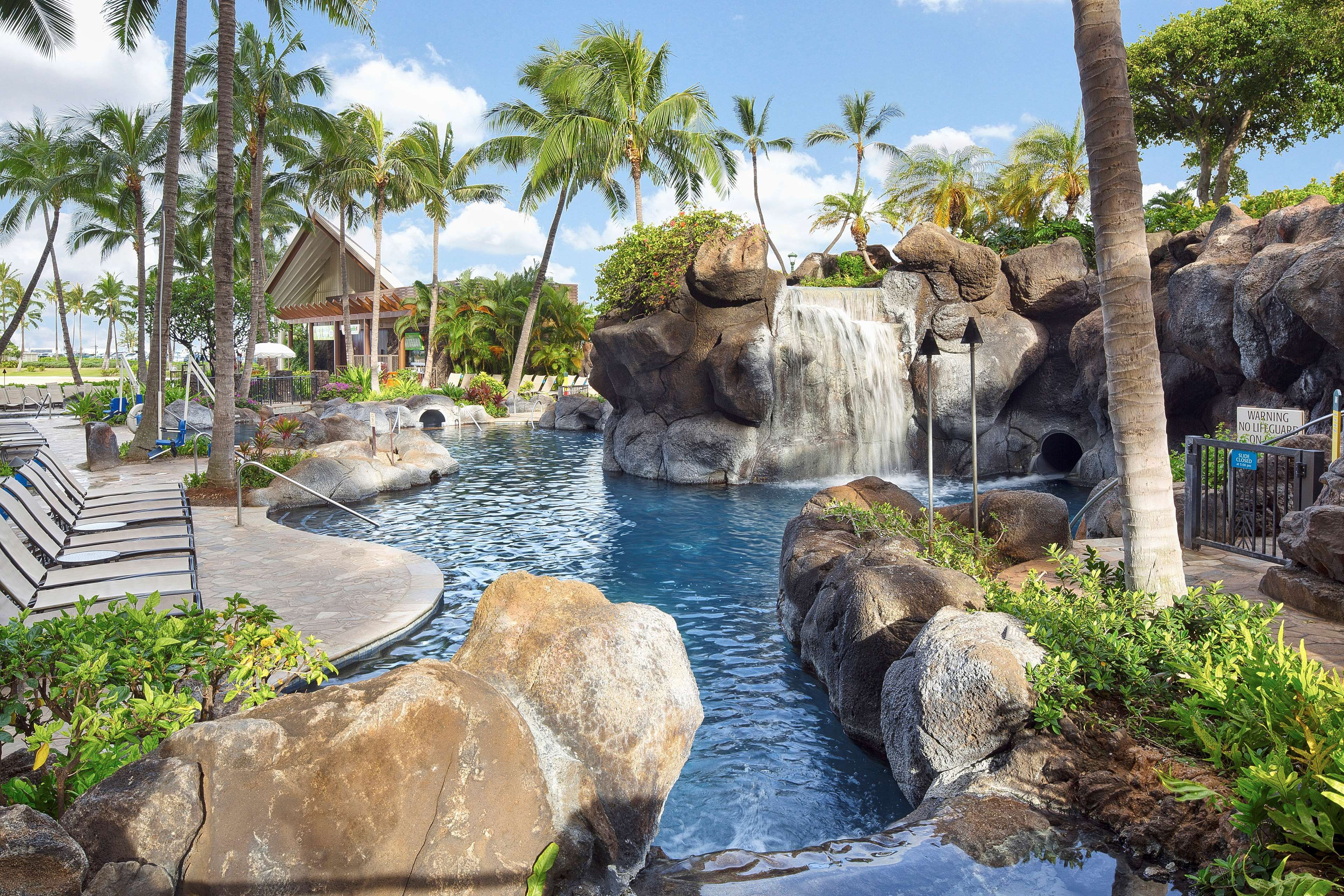 Photo - Hilton Grand Vacations Club Grand Waikikian Honolulu