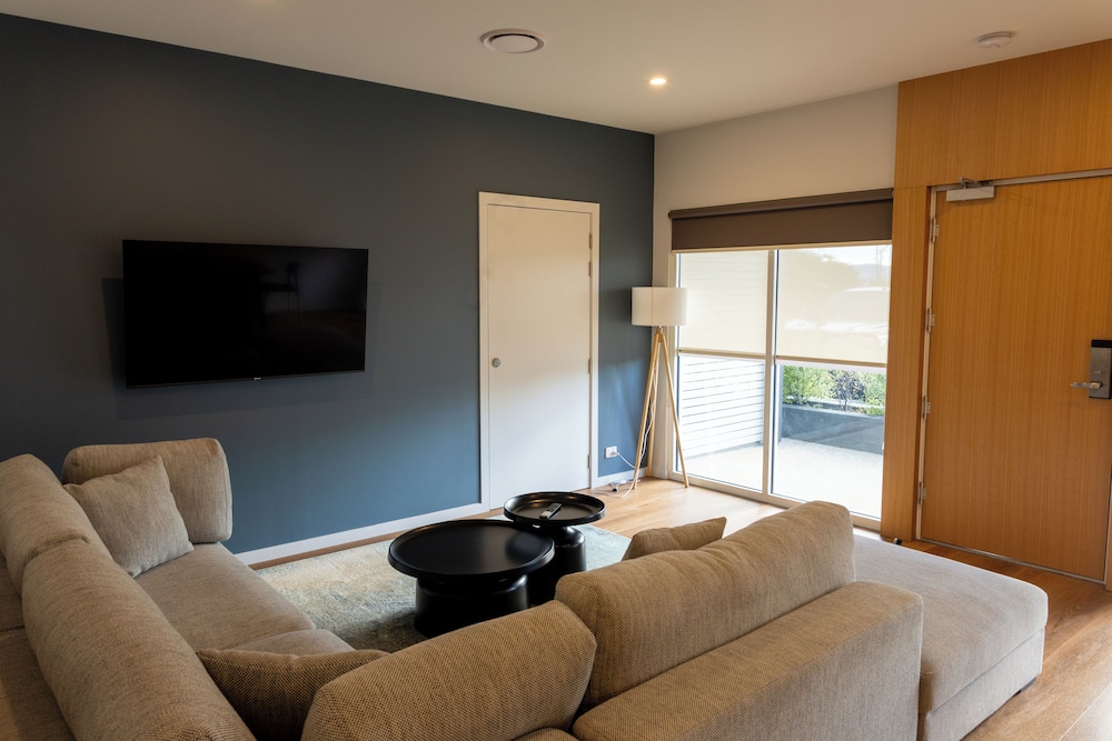 Beachfront Bicheno Hotel by null