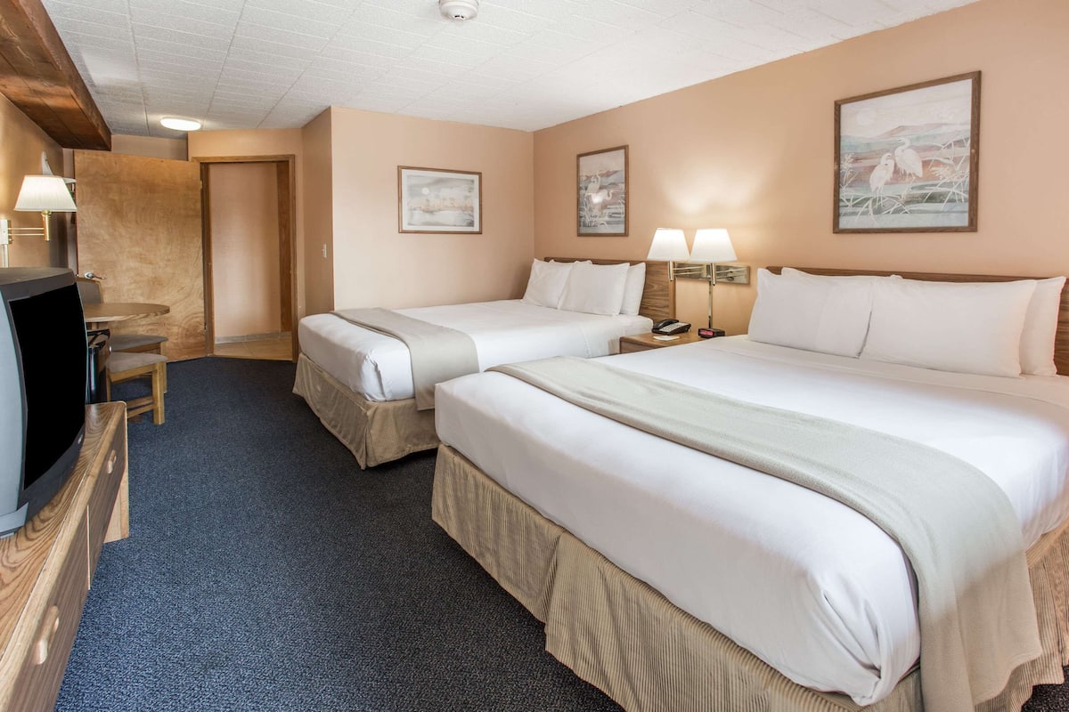 In-room safe, blackout curtains, iron/ironing board