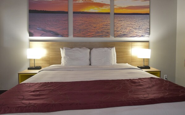 Phòng Tiêu chuẩn, 1 giường cỡ king | Két bảo mật tại phòng, màn/rèm cản sáng, bàn ủi/dụng cụ ủi quần áo